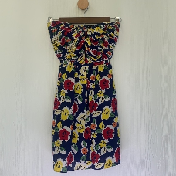 Urban Outfitters - Kimchi Blue Floral Strapless Mini Dress Size XS - Picture 2 of 13
